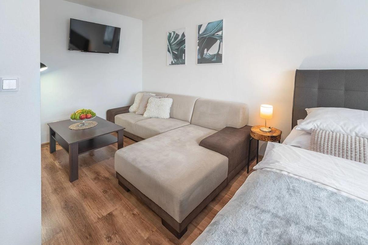 Apartmany Minata ลิฟตอฟสกีมิคูลาช ภายนอก รูปภาพ